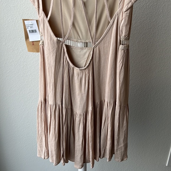PAPER CRANE Bohemian Backless Cutout Summer Dress - Picture 7 of 7